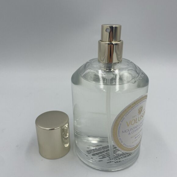 Voluspa Room Spray Mountain Lavender Chamomile 3.4fl.oz./100ml New RARE - Picture 2 of 4